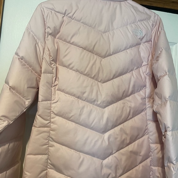 North Face Heavy Insulated Jacket - Picture 2 of 3